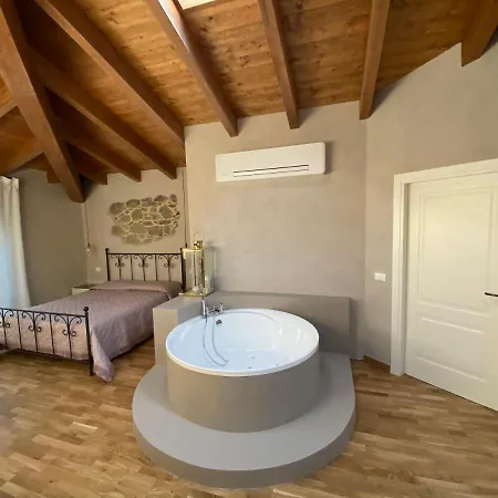 לינה וארוחת בוקר L'oca Giuliva Relais 3*