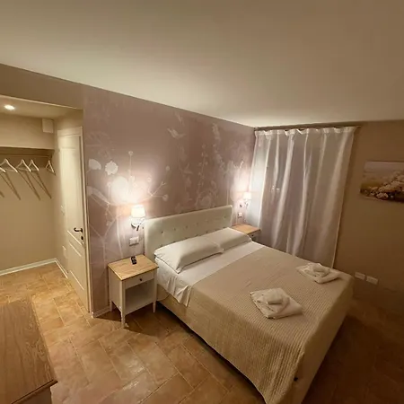 L'oca Giuliva Relais לינה וארוחת בוקר 3*